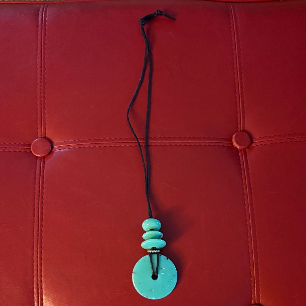 Vintage Turquoise and Black Necklace